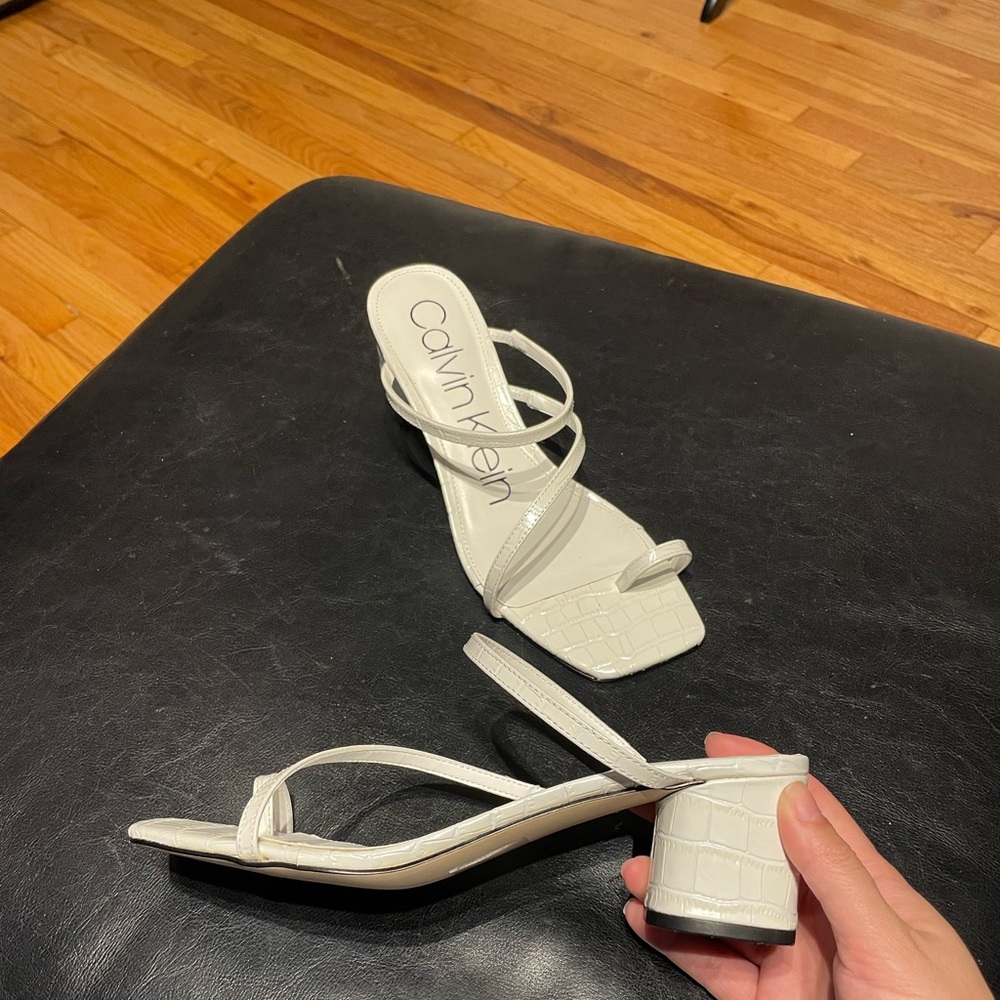 ☀️Calvin Klein Belma 2 Leather Straps square toe Chunky Block heel sandal Sz 9